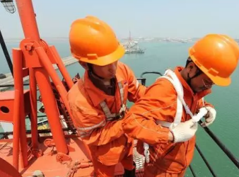 09版與85版冠航高空作業(yè)安全帶標(biāo)準(zhǔn)變化對(duì)比細(xì)則